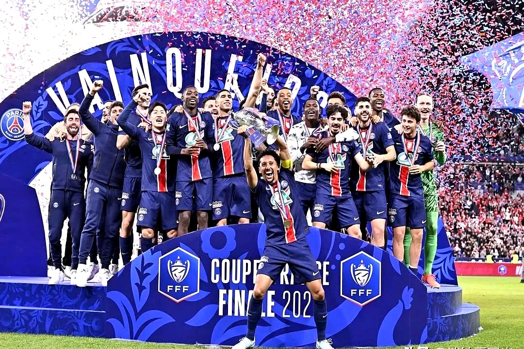 开云官网-关键时刻突围战来临，巴黎圣日耳曼围绕意大利杯更衣室发声，底气十足，数据趋势出现新变化的简单介绍-开云官网